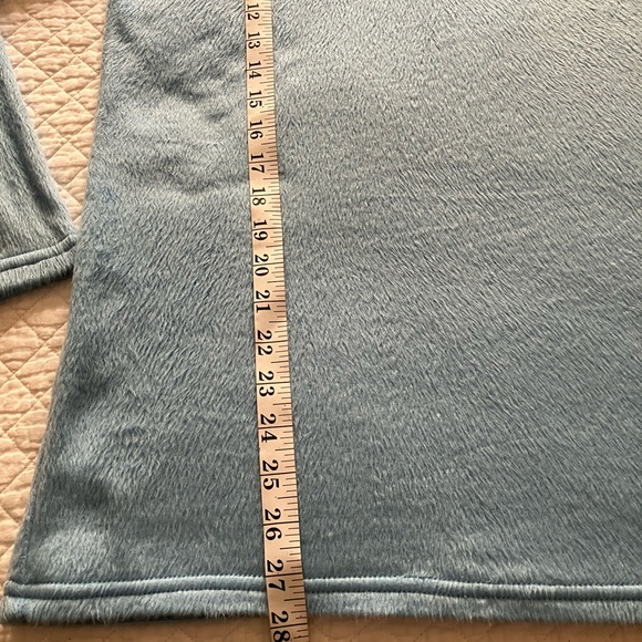 NWT MOUNTAIN PEAK LG LIGHT BLUE V NECK COZY TOP - Picture 3 of 7